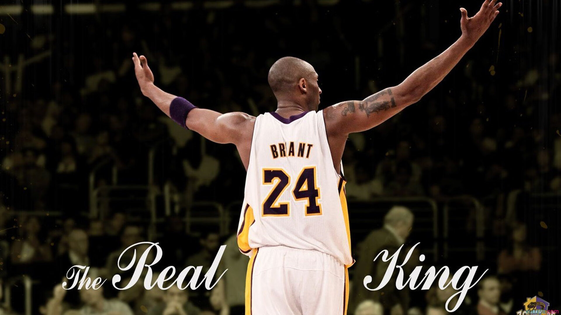 F1新赛季揭幕战，当赛道轰鸣遭遇几内亚火力与罗马军团的隐喻之战