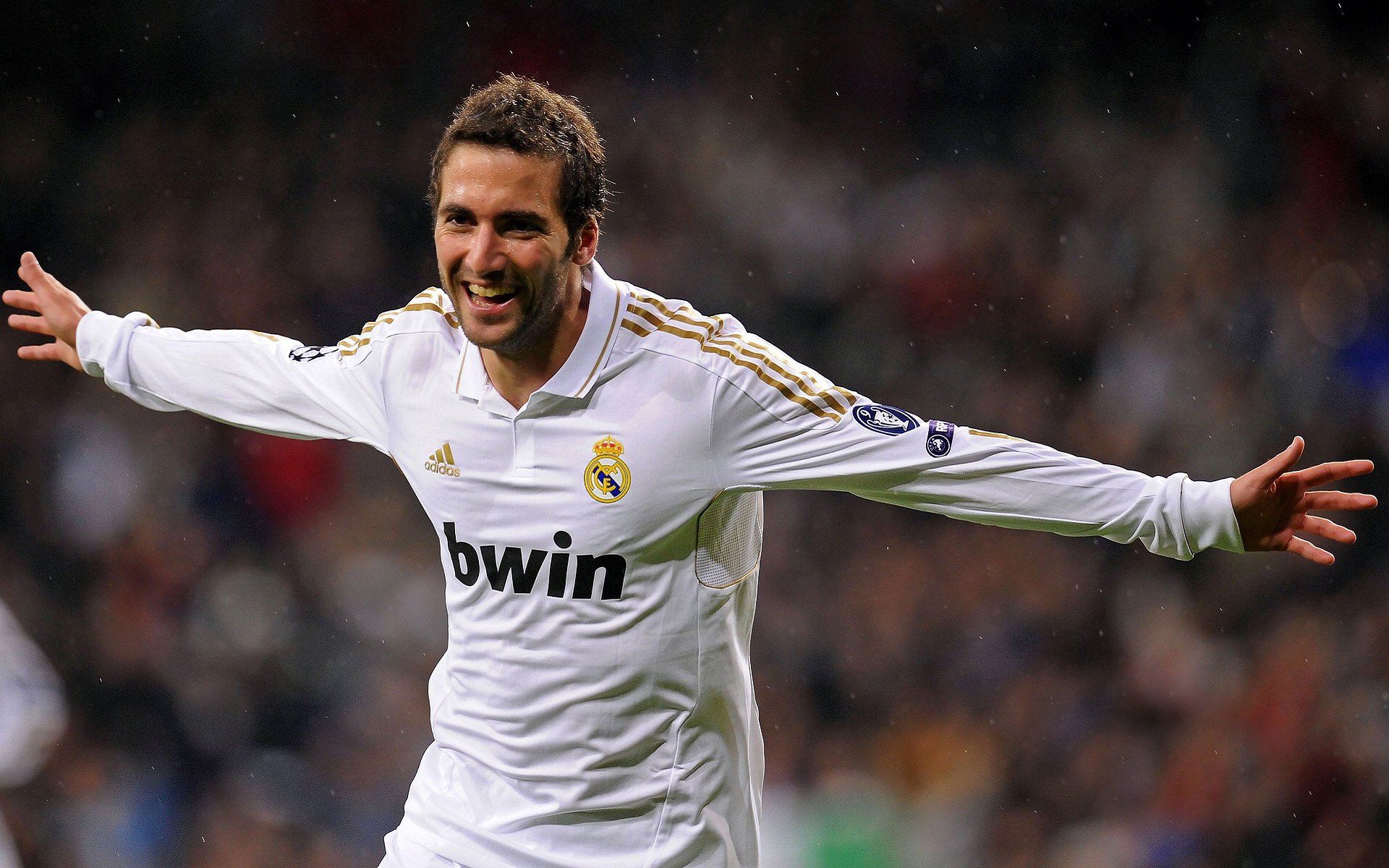 若日尼奥的无声交响,当威尔士的群山回响德意志战车的叹息